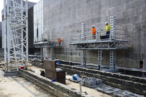 Mast Climbing Platform